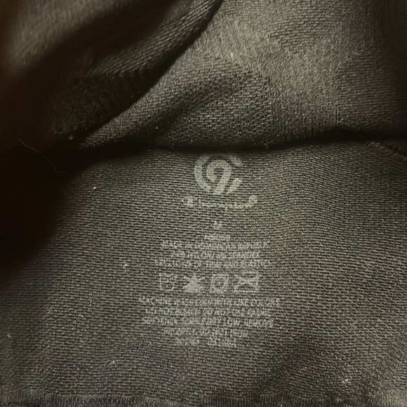 Bundle Medium Workout Shorts & Bralette - Picture 7 of 7